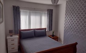 33 Valentia Place